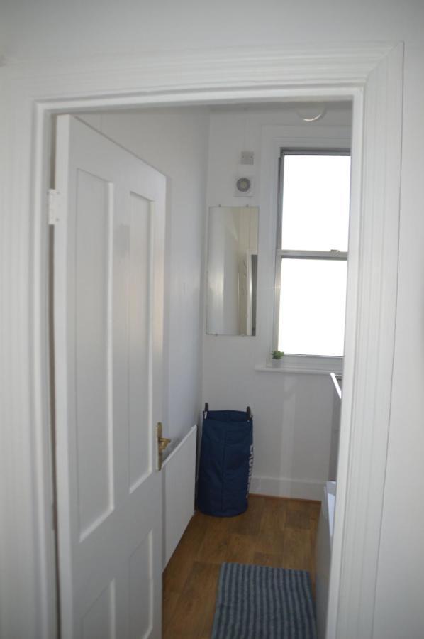Two Bedroom Apartment In 런던 외부 사진