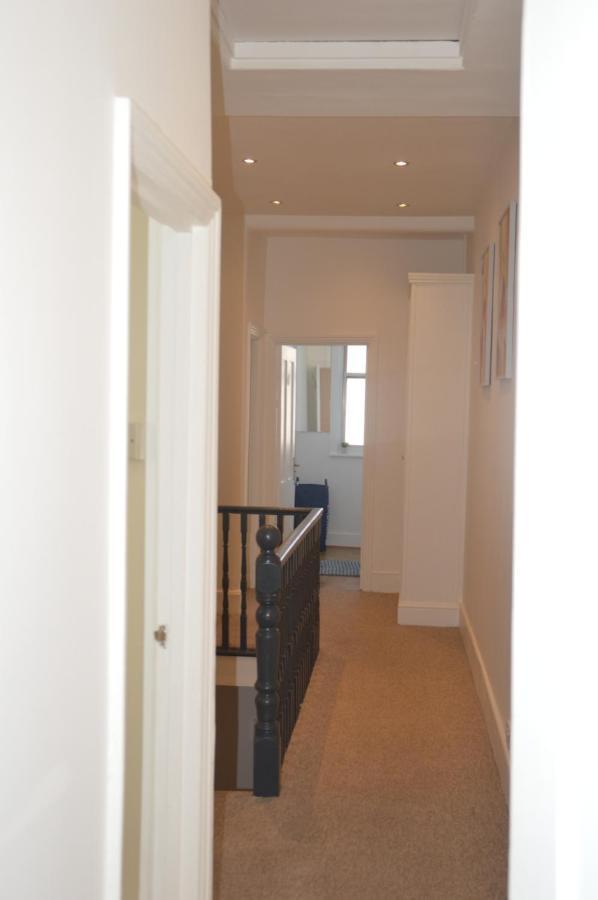 Two Bedroom Apartment In 런던 외부 사진